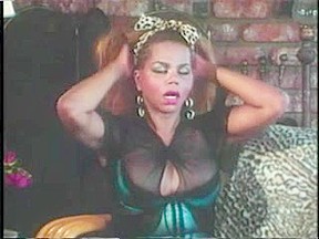 Join interracial vintage threesome right now