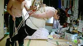 Jyosouko Fujiko’s BDSM rope and candle